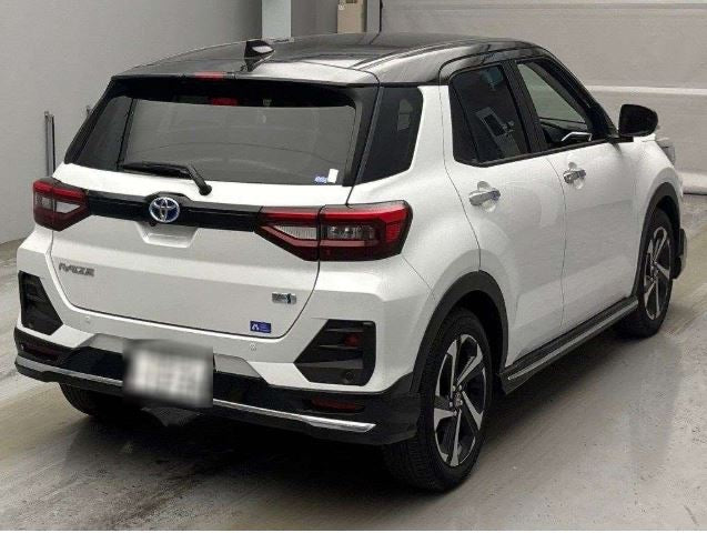 Toyota Raize Z Grade 1.2L Hybrid 2025 !