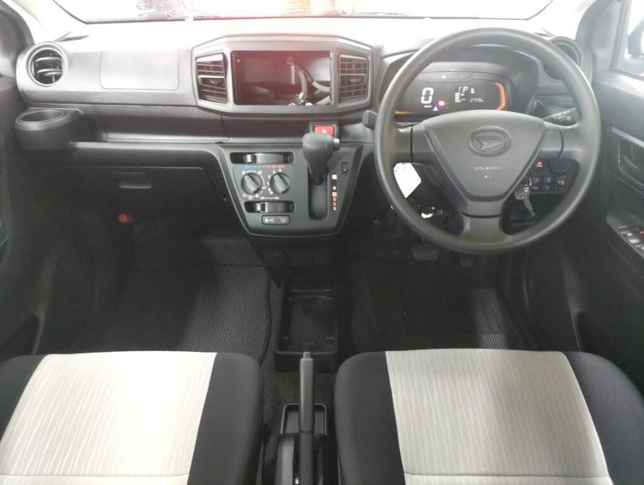 Daihatsu Mira ES 2024 !