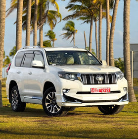 Toyota Land Cruiser Prado 150 2023 ! With Original Electric Footstep.
