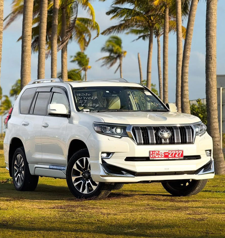 Toyota Land Cruiser Prado 150 2023 ! With Original Electric Footstep.