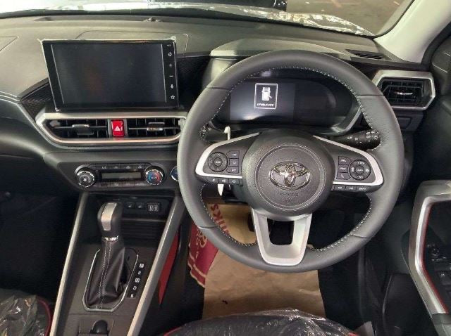 Toyota Raize Z 1.2L Hybrid 2026 !